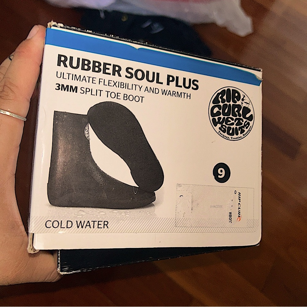 Ripcurl 3 mm booties . Great for surfing or any water sports in colder waters